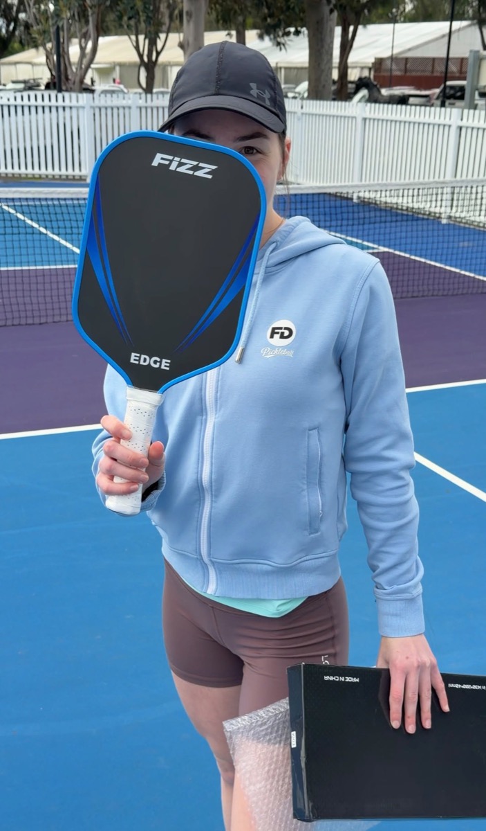 Lucy with the FIZZ EDGE